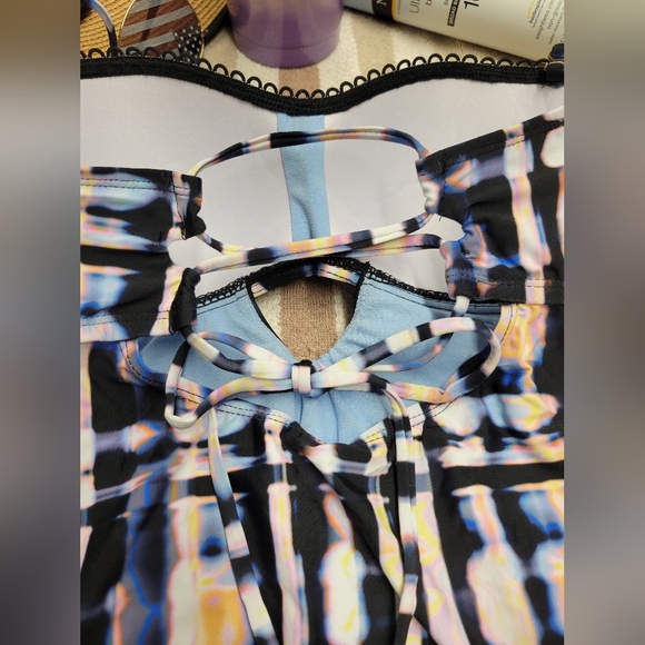 LUCKY BRAND Sweetheart Bandeau Tankini Set - Picture 6 of 10